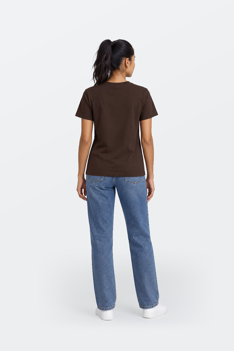 Camiseta flores bordadas