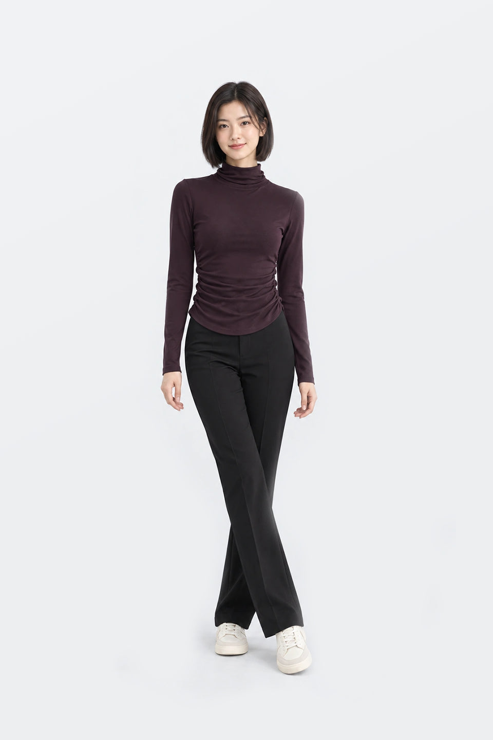 Camiseta elástica cuello alto