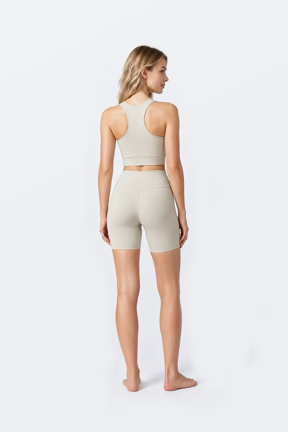 Conjunto deportivo top corto