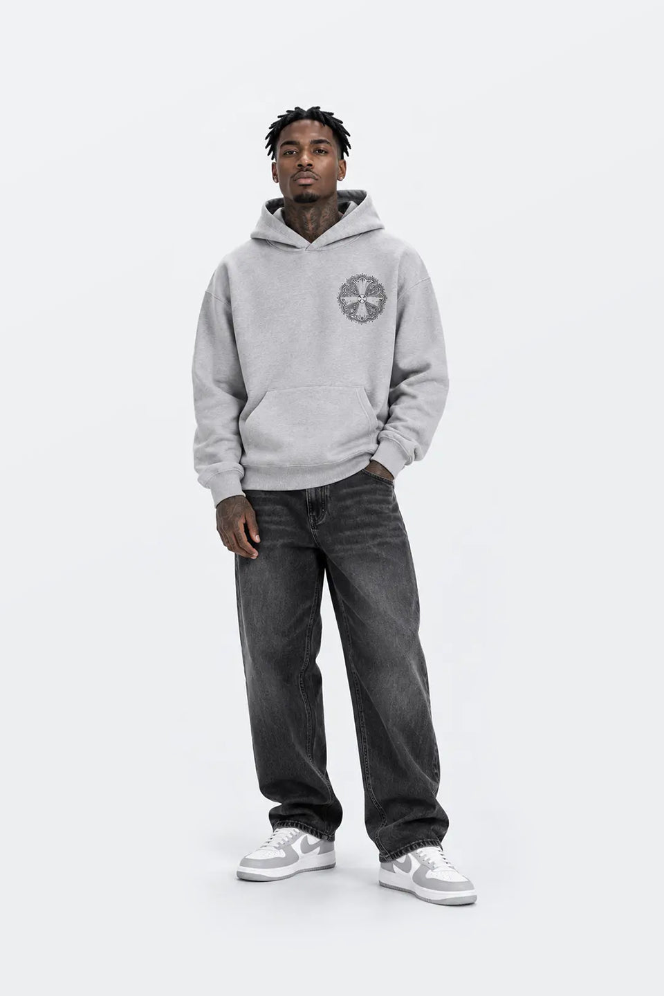 Sudadera cruz pedrerias
